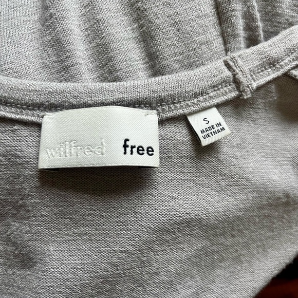 Wilfred Bruno dress in a light lilac heather colour - Picture 7 of 7